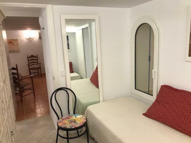 Apartament Hebergement Front De Mer Sant Elm Zewnętrze zdjęcie